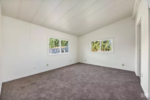 5501 Weedpatch Hwy, Bakersfield, CA 93307 photo 8