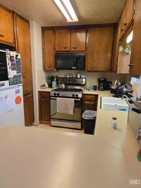5323 Hooper Rd, Weldon, CA 93283 photo 7