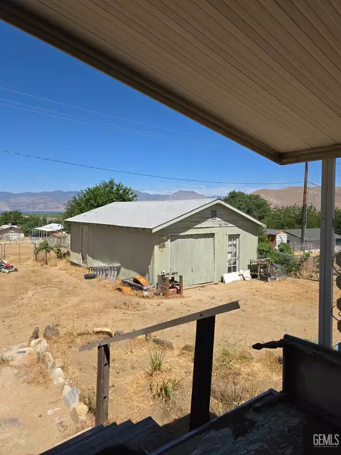 5323 Hooper Rd, Weldon, CA 93283 photo 5