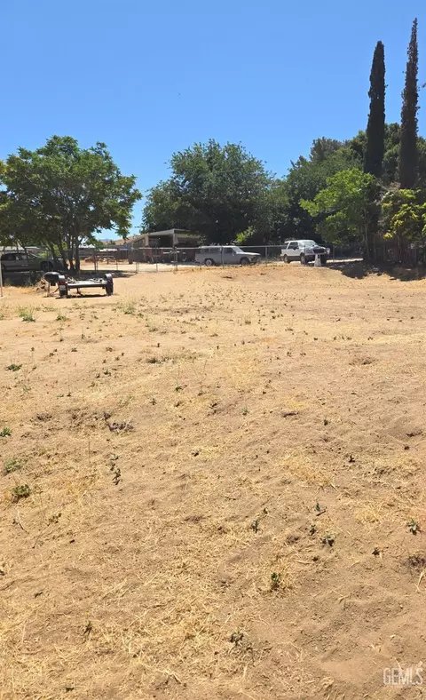 5323 Hooper Rd, Weldon, CA 93283 photo 3