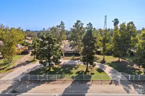 6816 Coffee Rd, Bakersfield, CA 93308