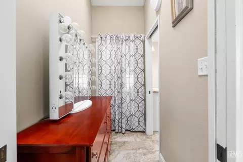 302 Pilgrim Ave, Taft, CA 93268 photo 30