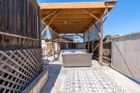 302 Pilgrim Ave, Taft, CA 93268 photo 47