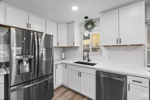 302 Pilgrim Ave, Taft, CA 93268 photo 13