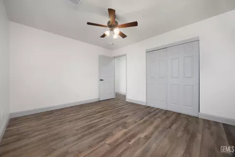 Bedroom - 405 Pilgrim Ave, Taft, CA 93268 photo 2 of 2