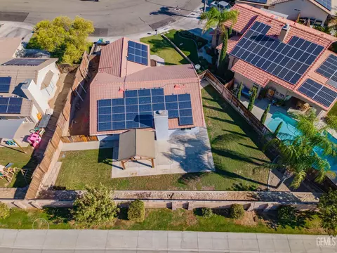 View/Area - 704 Mallory Ct, Taft, CA 93268 photo 2 of 4