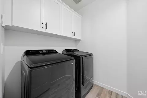 Other - 7506 Linden Tree Ave, Bakersfield, CA 93313 photo 6 of 11