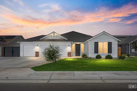 Exterior - 7506 Linden Tree Ave, Bakersfield, CA 93313 photo 9 of 9