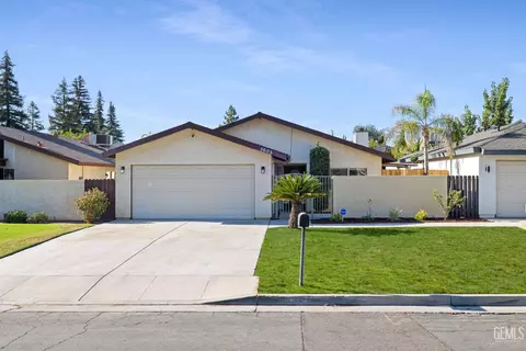 5605 Arbor Ct, Bakersfield, CA 93309