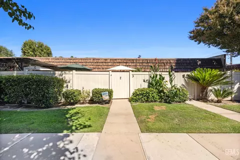 3800 Stockdale Hwy #3, Bakersfield, CA 93309