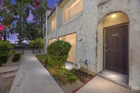4902 Scorpio Ct, Bakersfield, CA 93309