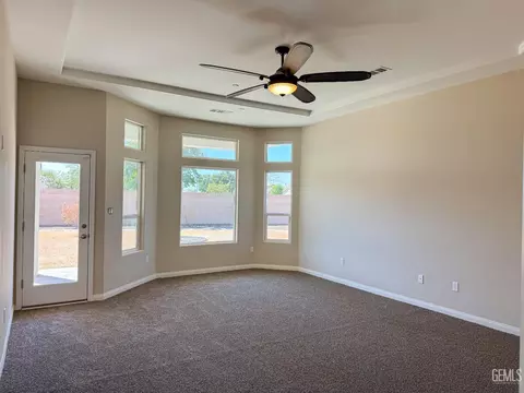 10233 Azimuth St, Bakersfield, CA 93306 photo 26