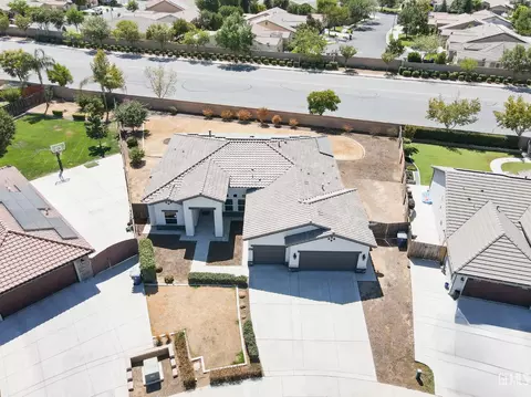 10233 Azimuth St, Bakersfield, CA 93306 photo 40