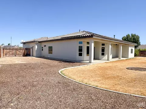 10233 Azimuth St, Bakersfield, CA 93306 photo 35