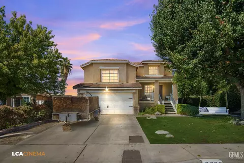 3505 Boswellia Dr, Bakersfield, CA 93311