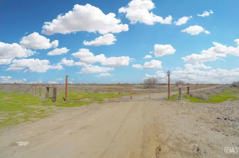11484 Corcoran Rd, Wasco, CA 93280 photo 17