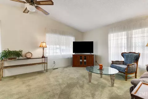 80 Eagle Ln, Bakersfield, CA 93308 photo 6