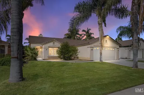 5315 Silvergate St, Bakersfield, CA 93313