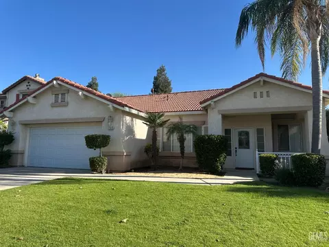11415 White River Dr, Bakersfield, CA 93311