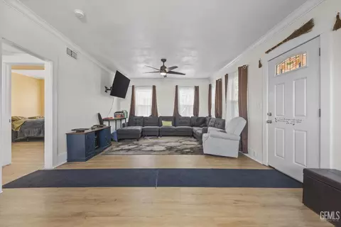 301 Chevron Pl, Taft, CA 93268 photo 9