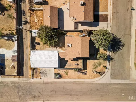 301 Chevron Pl, Taft, CA 93268 photo 7
