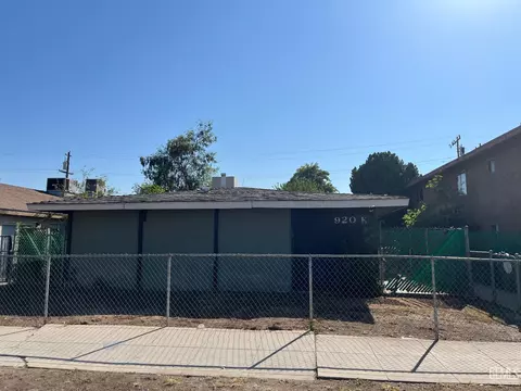 920 K St, Bakersfield, CA 93304