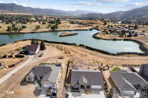 20312 Weston Ave, Tehachapi, CA 93561 photo 32