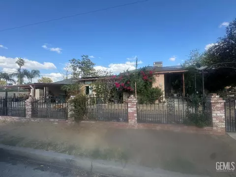 1212 S F St, Bakersfield, CA 93304
