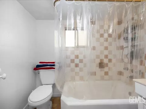121 Lucard, Taft, CA 93268 photo 21