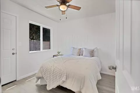 Bedroom - 131 Oak St, Taft, CA 93268 photo 4 of 4