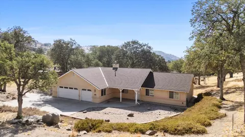 17741 Buckpasser Pl, Tehachapi, CA 93561 photo 8