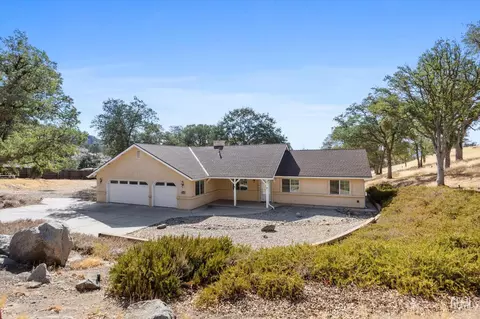 17741 Buckpasser Pl, Tehachapi, CA 93561 photo 7