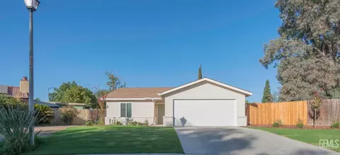 6900 Palmetto Ct, Bakersfield, CA 93309
