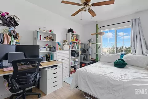 Bedroom - 4221 Roxy Ln, Shafter, CA 93263 photo 3 of 3