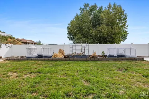 21021 Brentwood Dr, Tehachapi, CA 93561 photo 40