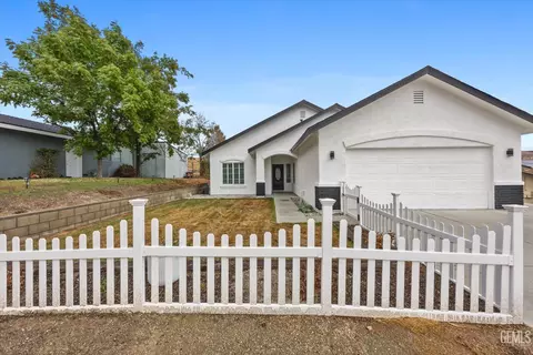 21021 Brentwood Dr, Tehachapi, CA 93561 photo 6