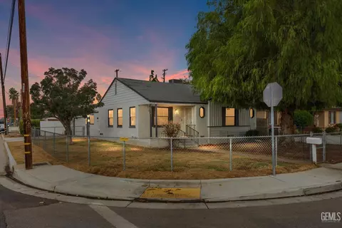 1221 El Rancho Dr, Bakersfield, CA 93304