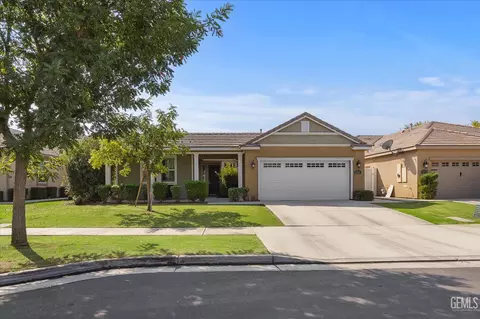 14611 Yellow Lupine Dr, Bakersfield, CA 93314