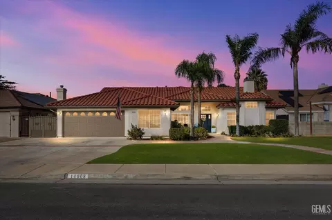 14008 Calle Rosales, Bakersfield, CA 93314