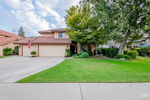 8505 Indian Clover Ct, Bakersfield, CA 93311