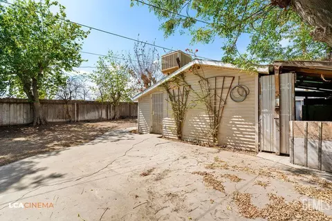 Exterior - 721 Buchanan St, Taft, CA 93268 photo 5 of 5