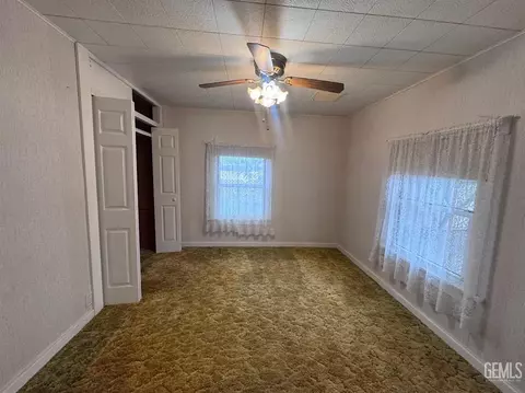 Bedroom - 721 Buchanan St, Taft, CA 93268 photo 3 of 3