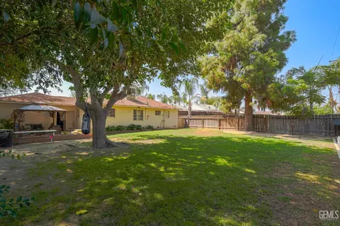 3720 Apache Ave, Bakersfield, CA 93309 photo 16