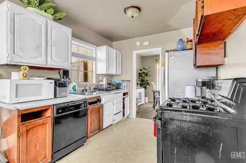 3720 Apache Ave, Bakersfield, CA 93309 photo 8