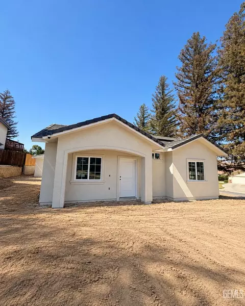 5912 Cedar Falls Dr, Bakersfield, CA 93306 photo 2