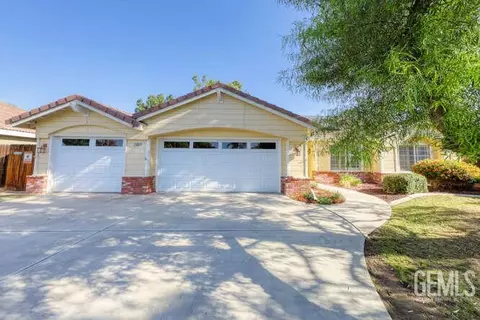 11004 Lakewood Ct, Bakersfield, CA 93312
