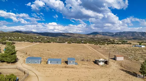 24701 Chimanimani Ct, Tehachapi, CA 93561 photo 24