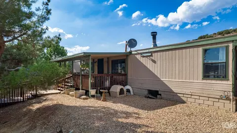 24701 Chimanimani Ct, Tehachapi, CA 93561 photo 5