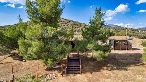 24701 Chimanimani Ct, Tehachapi, CA 93561 photo 25