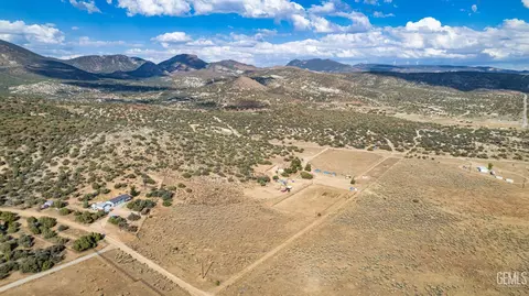 24701 Chimanimani Ct, Tehachapi, CA 93561 photo 28